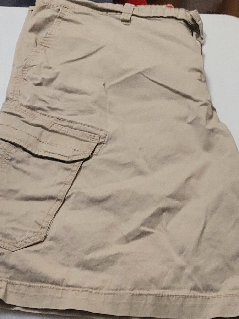 Men's Cargo Shorts in Khaki - Classic Casual Style